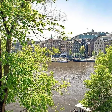 Zwanestein Canal House Bed & Breakfast