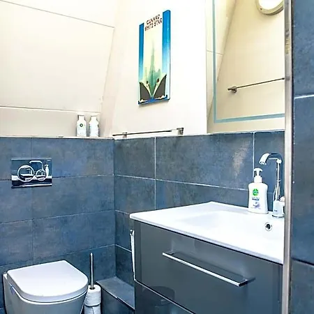 Zwanestein Canal House Bed & Breakfast 3*