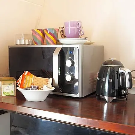 Zwanestein Canal House Bed & Breakfast 3*