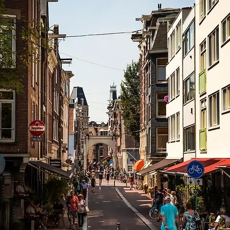 Bed and Breakfast Zwanestein Canal House