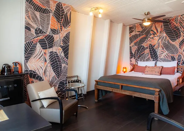 Zwanestein Canal House 3*