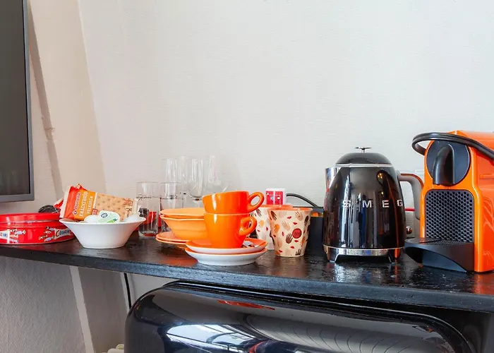 Zwanestein Canal House Couette-café