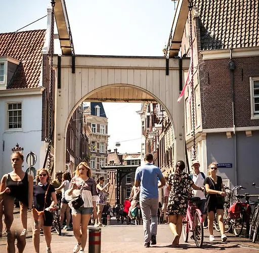 Couette-café Zwanestein Canal House