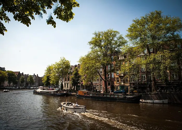 Couette-café Zwanestein Canal House