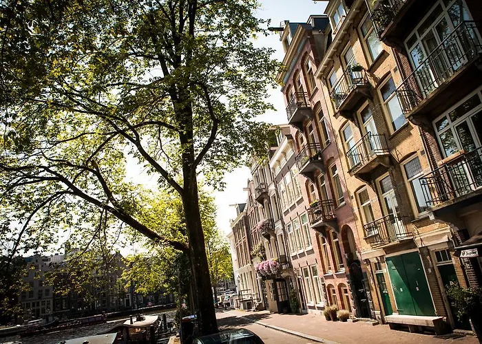 Zwanestein Canal House