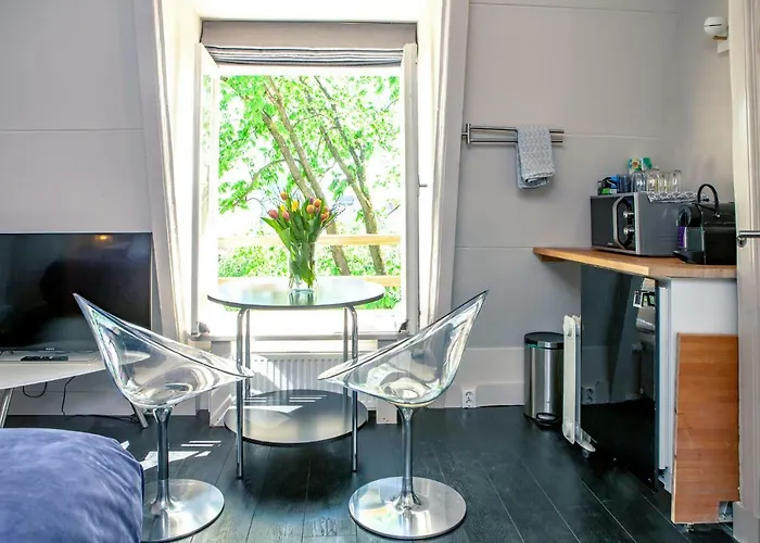 Zwanestein Canal House Couette-café 3*