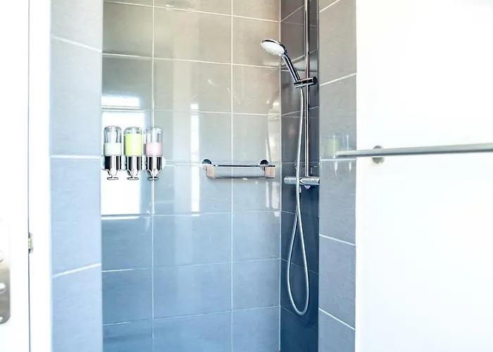 Zwanestein Canal House