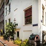 Zwanestein Canal House Amsterdam