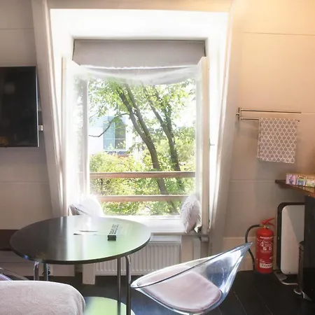 Zwanestein Canal House Bed & Breakfast