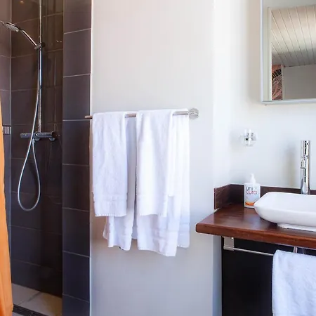 Frühstückspension Zwanestein Canal House